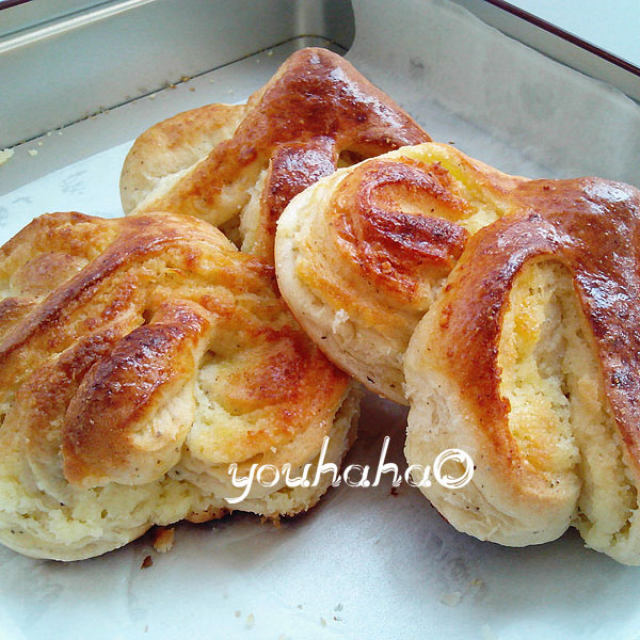 花型椰蓉面包,椰蓉香味浓郁,做法简单