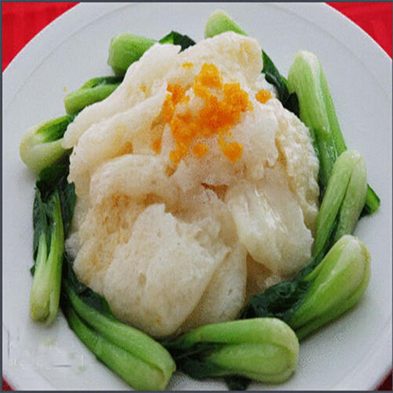 百城百味#扒广肚作为传统高档宴席广肚席的头菜,是这一标准和追求的