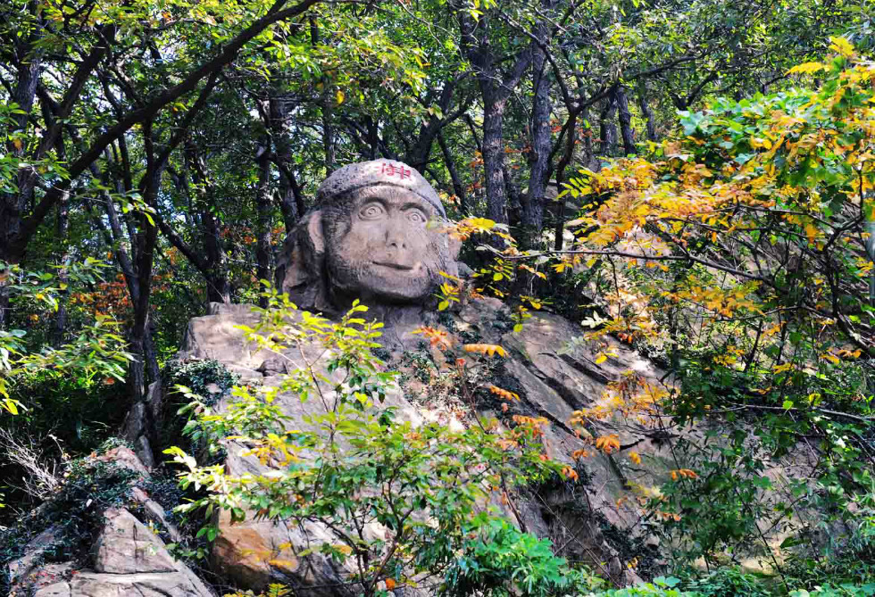 这是《西游记》对花果山以及水帘洞最好的写照,在《西游记》中孙悟空