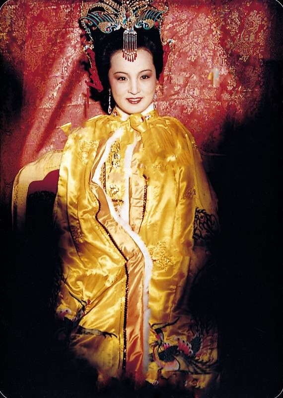 红楼梦里这个太监不停的勒索贾府,最后还害死了贾元春