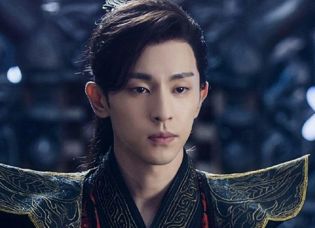 邓伦《阴阳师》出概念图,粉丝抢活干p出定妆照,以假乱真!