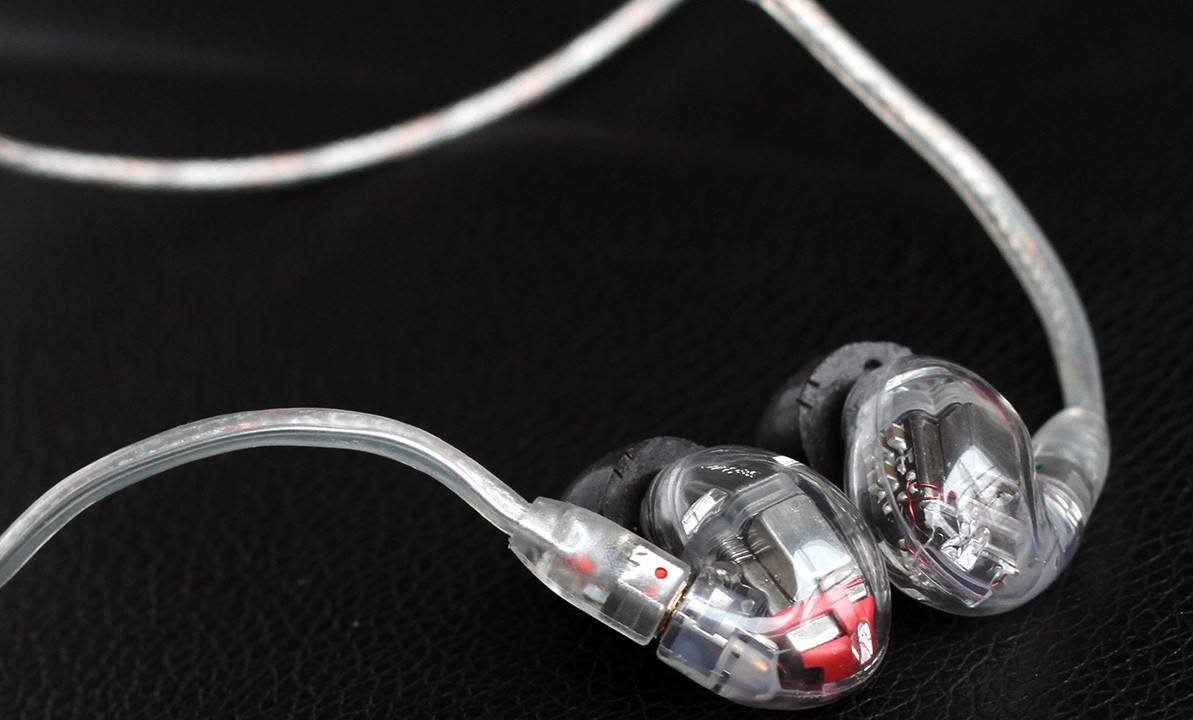 舒尔耳机普普通通的命名,美国四大耳机商之一