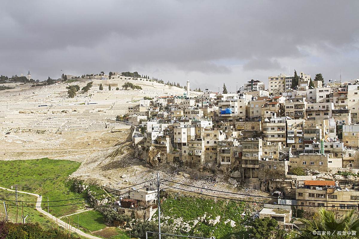 听说以色列当局在约旦河西岸的犹太人定居点批准新建了大约3500套住房