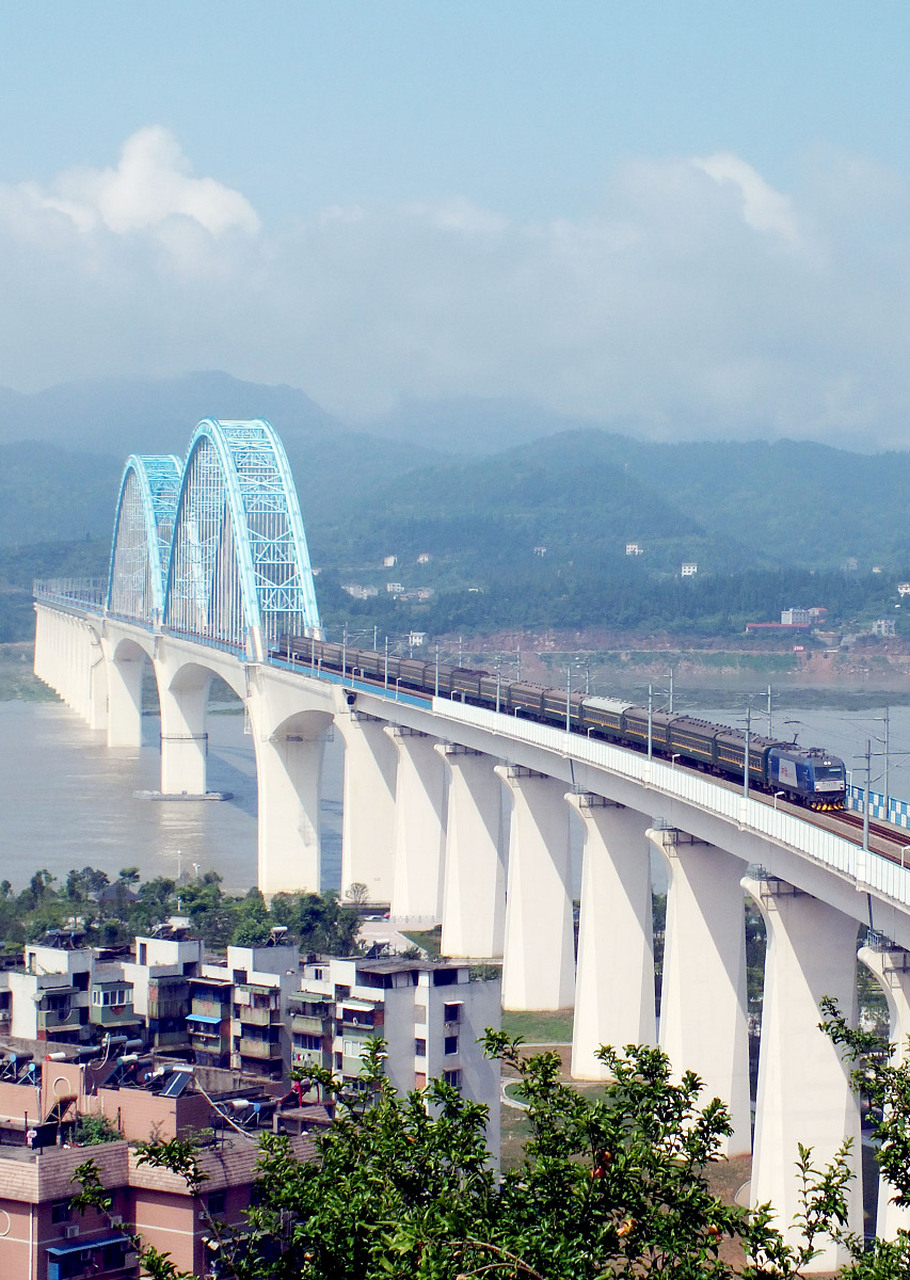 宣绩高铁水阳江特大桥成功转体对接,创造重大工程奇迹" 大家好,今天给