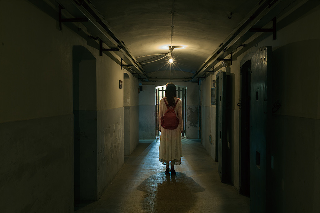 推荐的这4本小说全都少儿不宜,却可能是恐怖悬疑爱好者的最爱