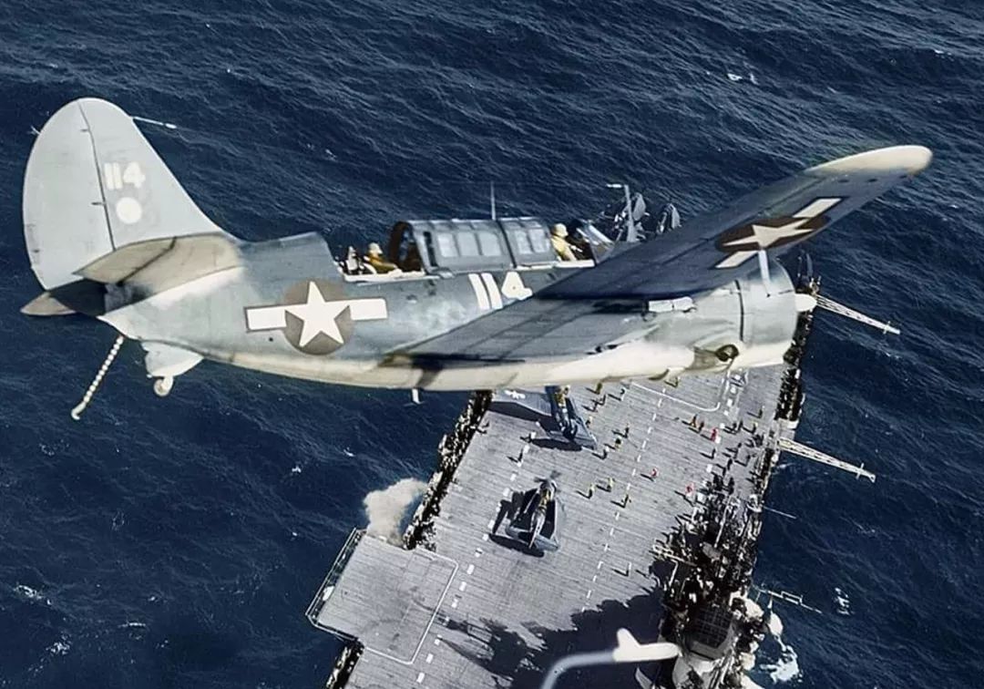 最后的地狱俯冲者~柯蒂斯 sb2c轰炸机