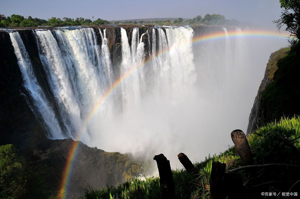 世界奇观之非洲维多利亚瀑布:震撼的自然景观