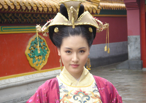 这个皇后得宠之后无人争宠,皇帝为她不纳妾,可惜晚年太过凄惨