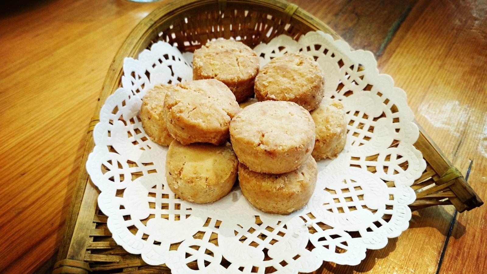 东坡饼(东坡饼是苏轼发明的吗)