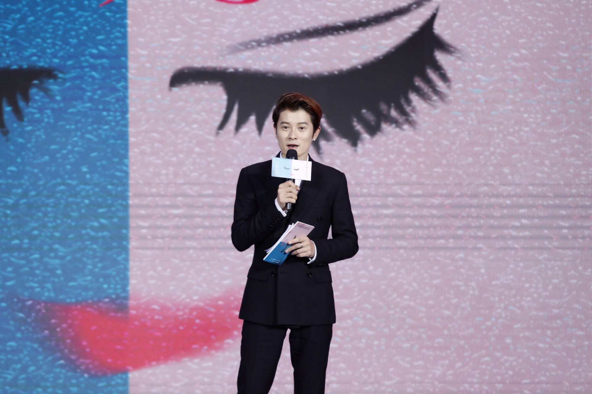 mr.q小强主持《100分女人》概念发布会 妙语连珠引爆气氛