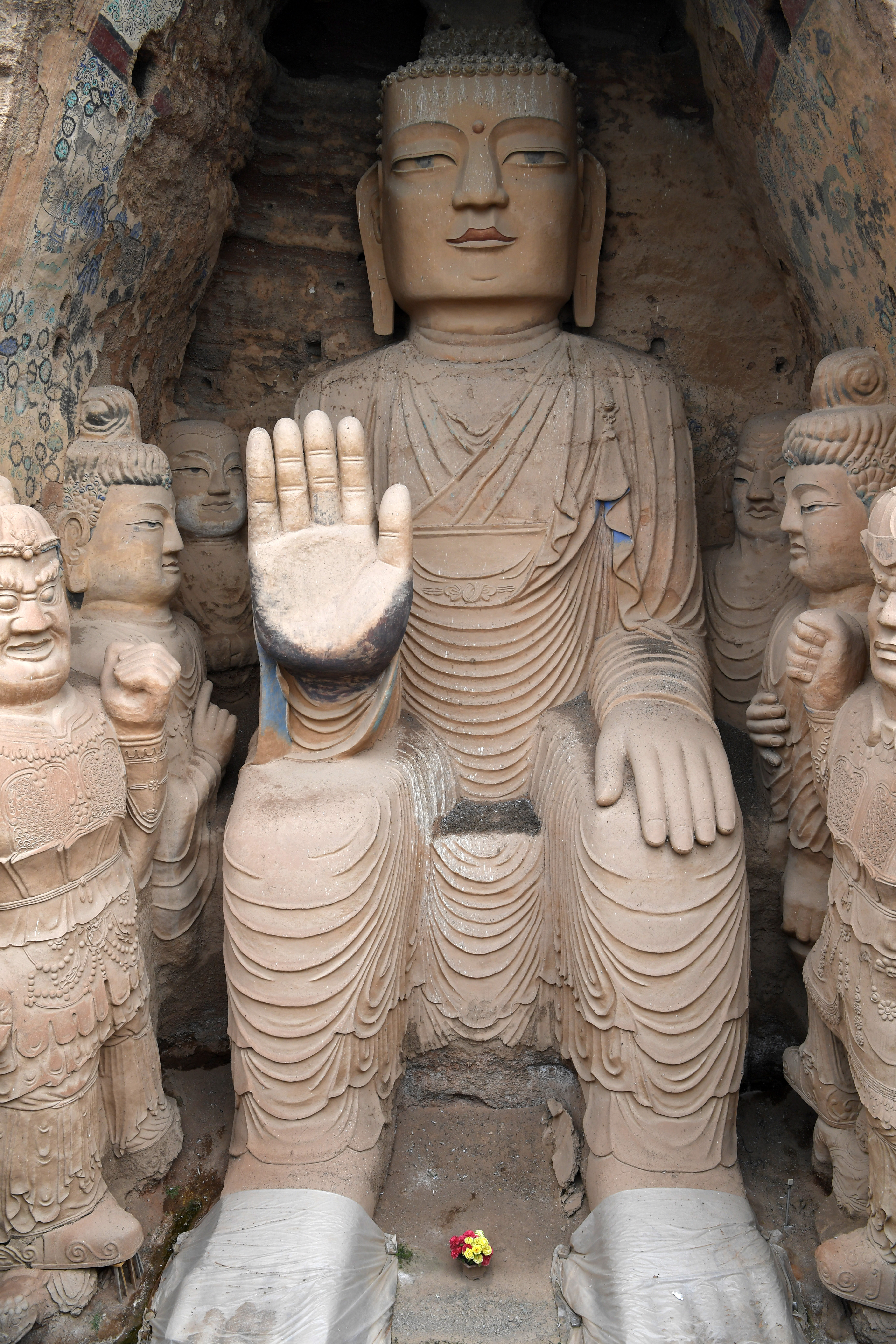 "石窟鼻祖"——天梯山石窟