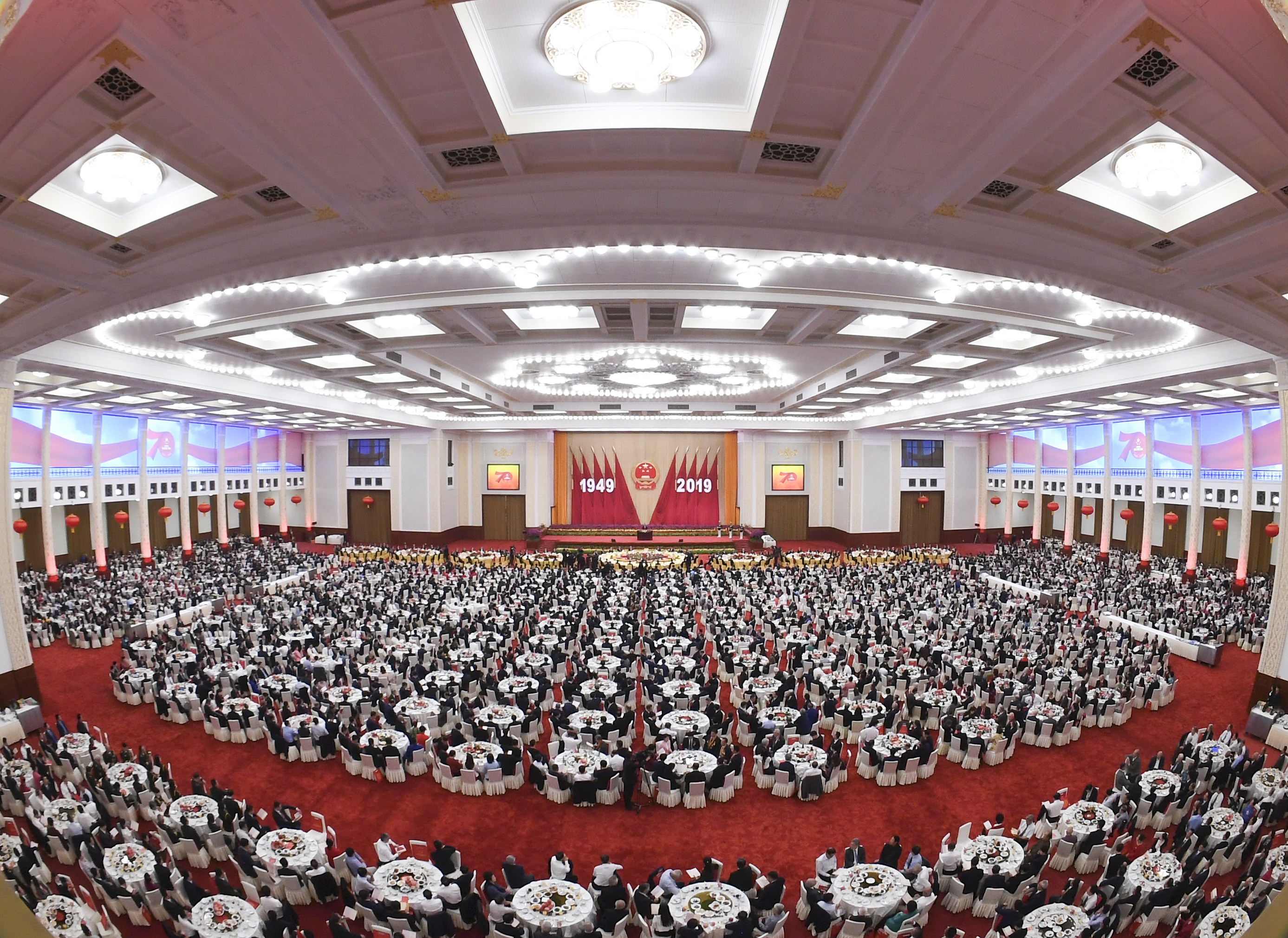 庆祝中华人民共和国成立70周年招待会在京隆重举行(2)