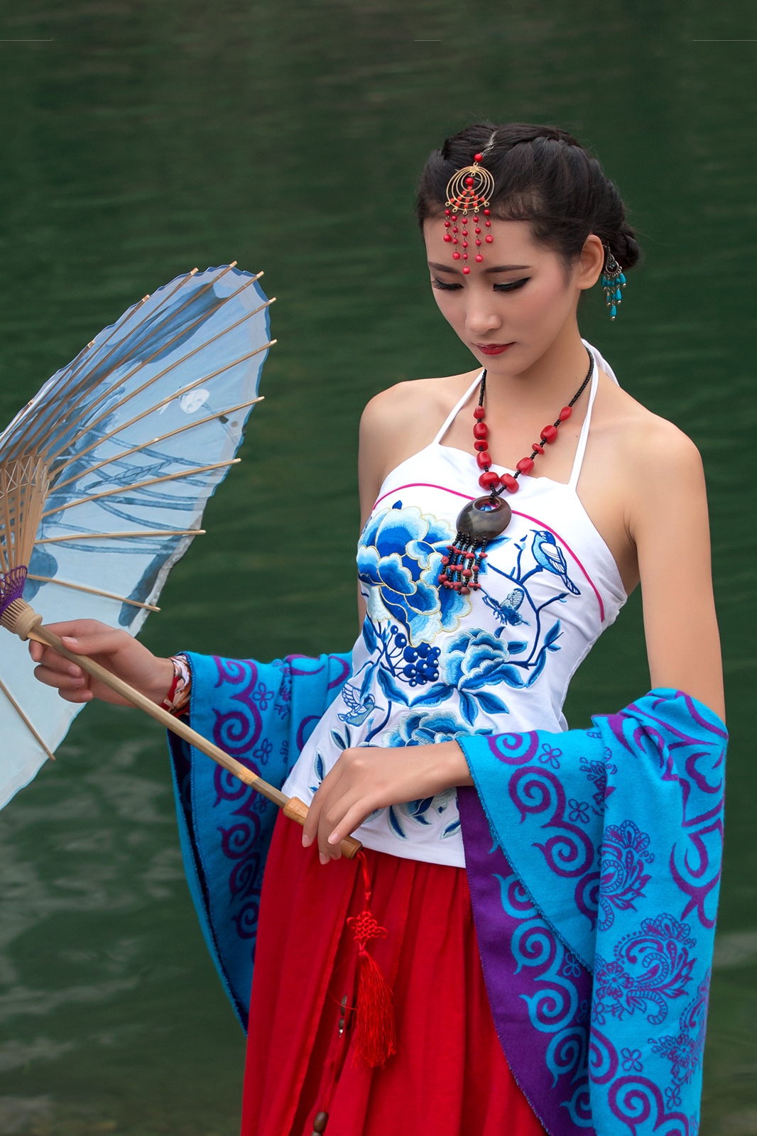 美女摄影:游女归来,乡情难忘