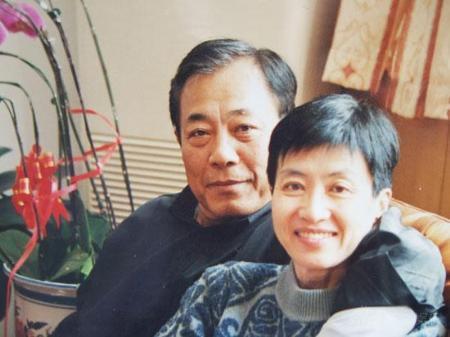 国家一级演员,演技不输张志坚,为妻子隐退十年,61岁凭潜伏走红
