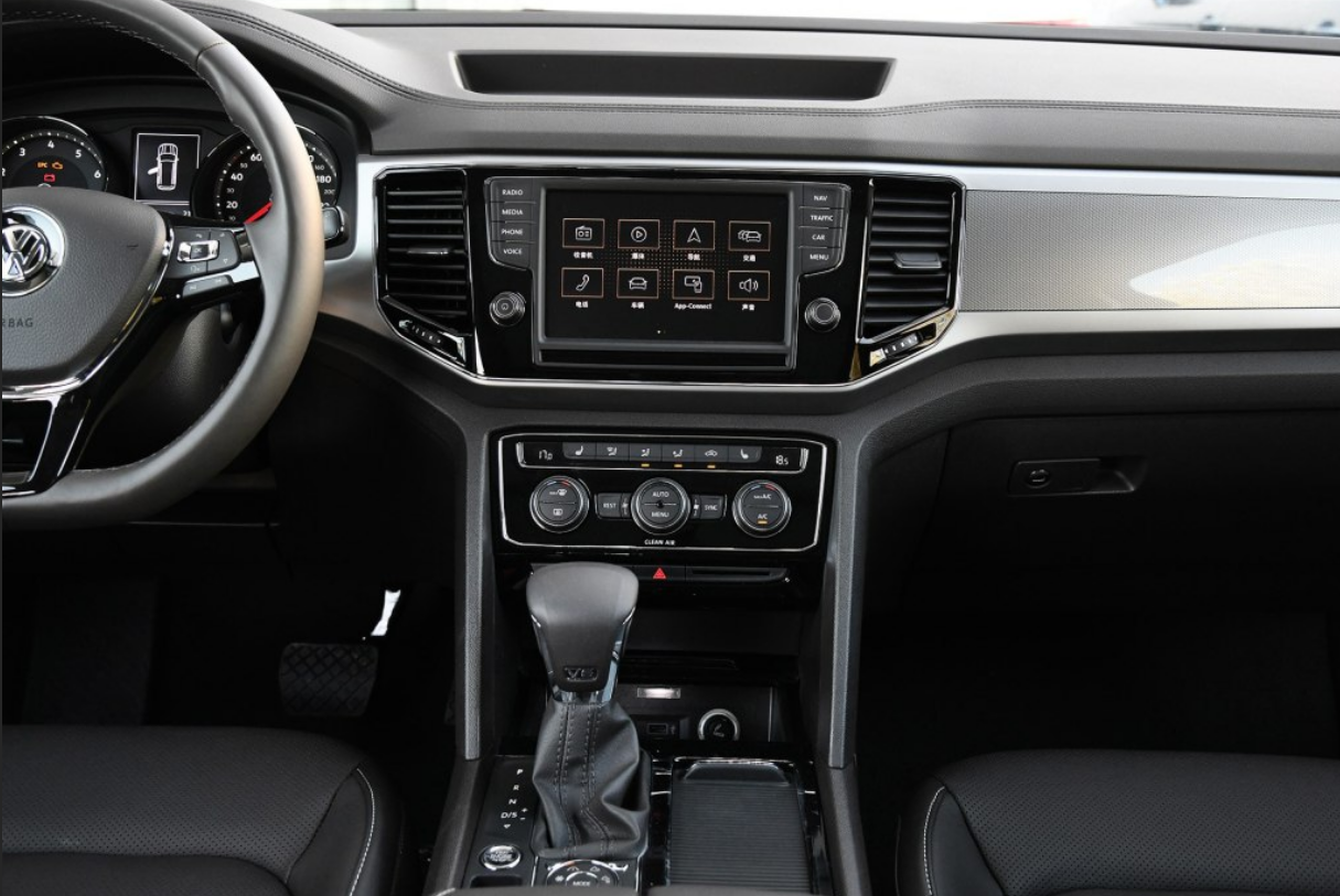 终于等到它,大众途昂2019款 530 v6 四驱豪华版,中控台