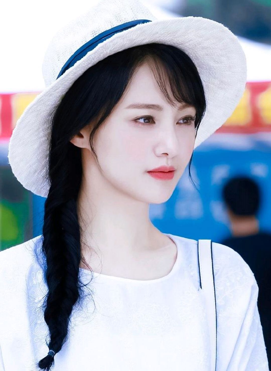 郑爽生日会上大展舞姿,扮回楚雨荨和张翰隔空相望,网友:张恒好惨