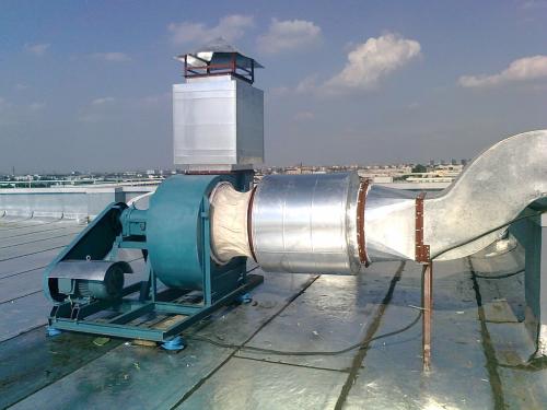 百度爱采购首页 商品专题_排烟在楼梯间下半部看到的百叶窗口就是机械