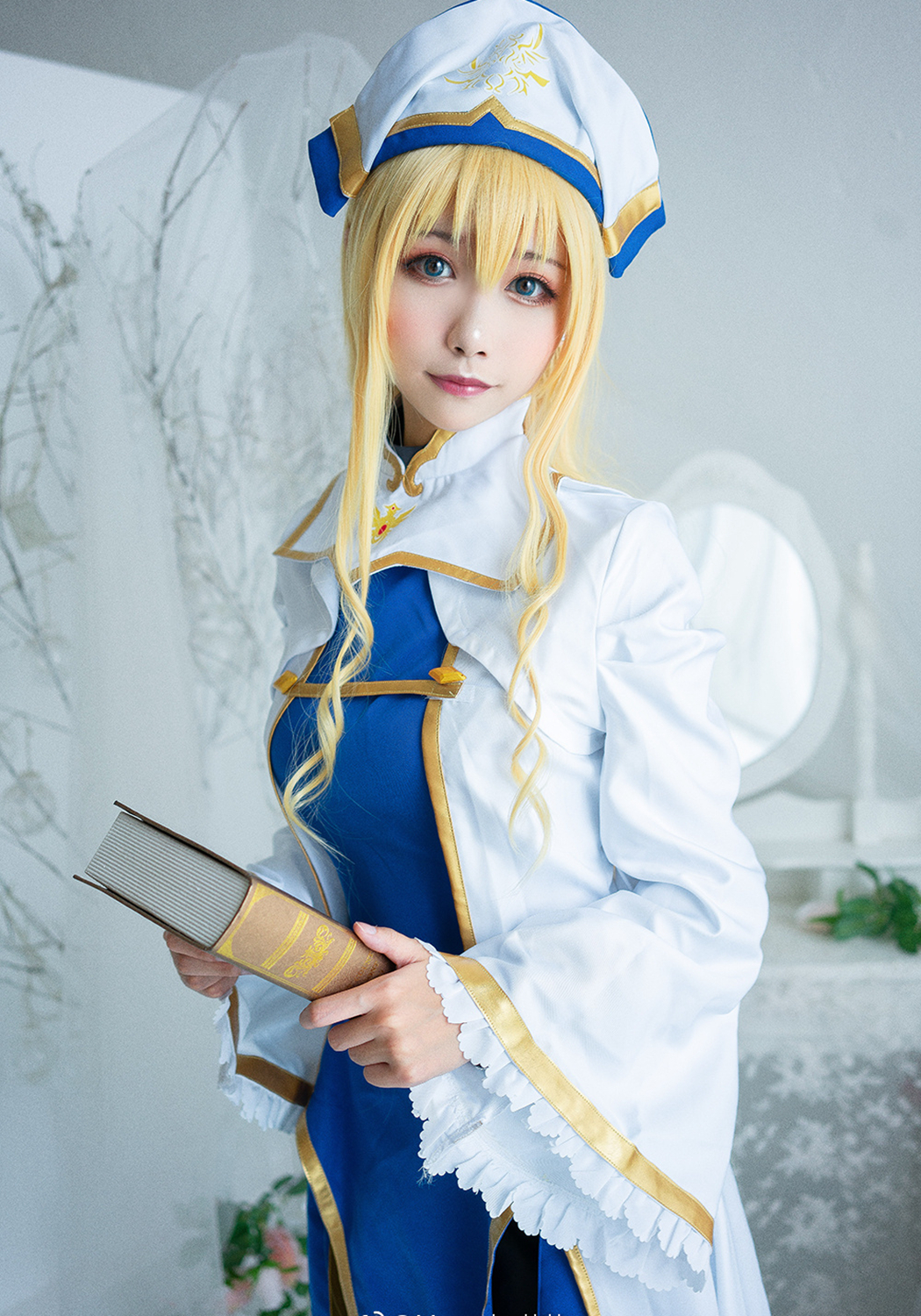 女神官:momoko葵葵 摄影:蠢喵阿