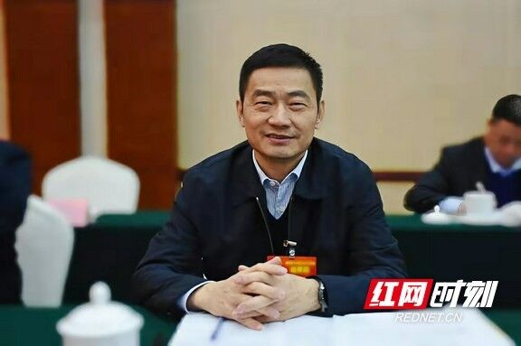 代表说丨刘明权:修订现行征缴条例 为社保费划转提供保障