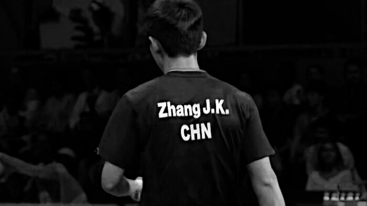 张继科探班佟丽娅,满桌海鲜令人羡慕,丫丫抵不住诱惑称"真壕"