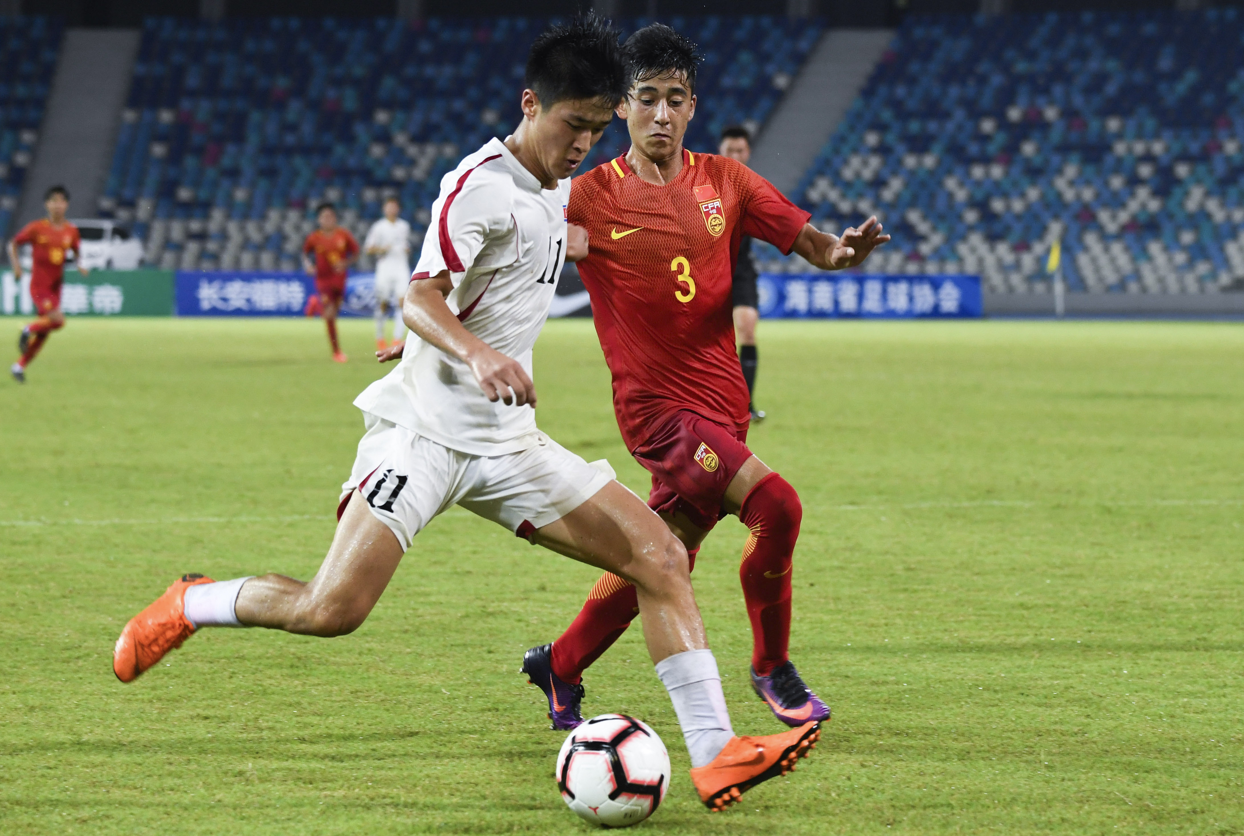 海口,2019年7月18日    (体育)(6)足球——2019海口国际青年足球锦标