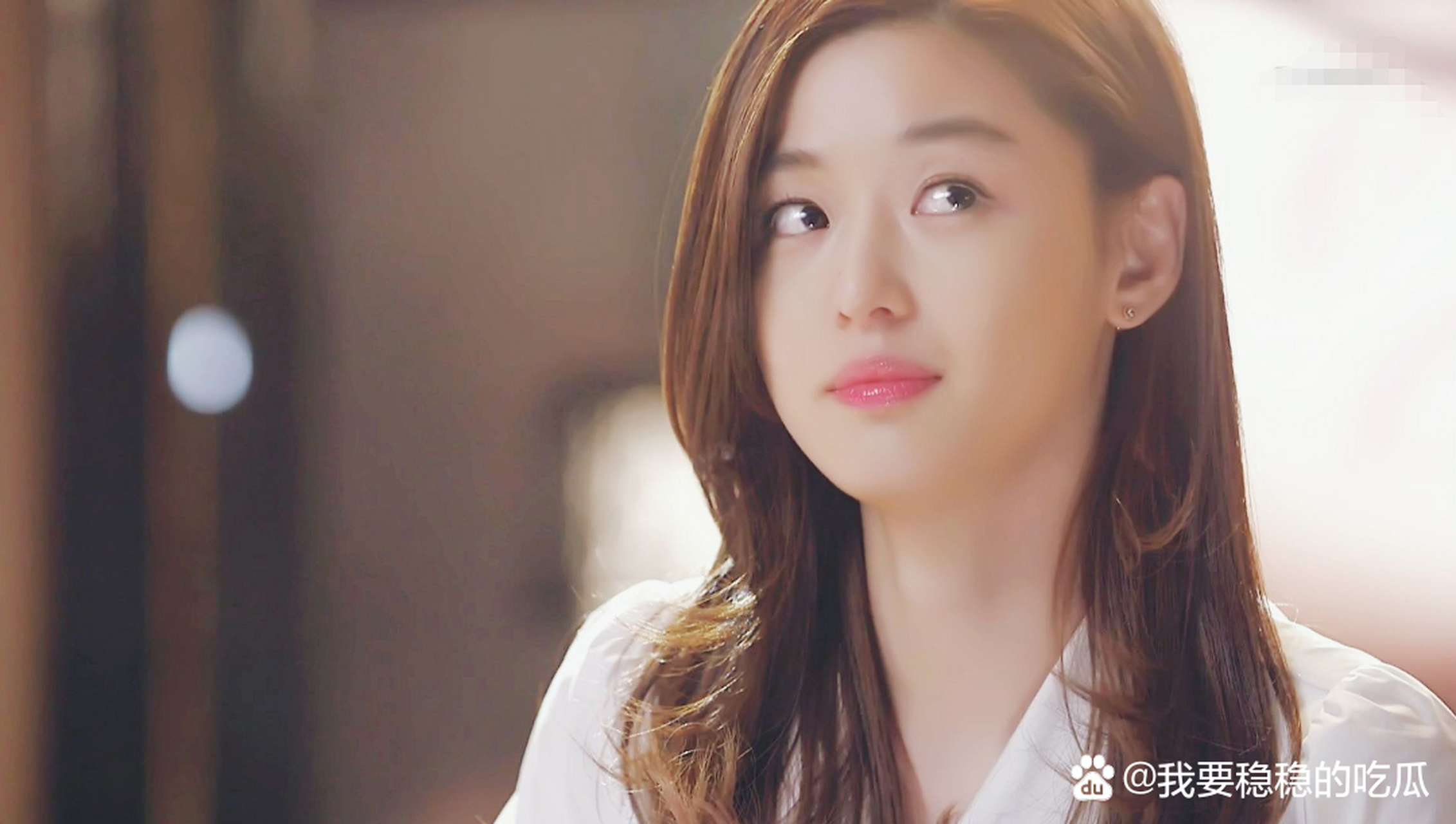 全智贤回眸# 《王国》第二季!季结尾处,全智贤惊艳亮相!