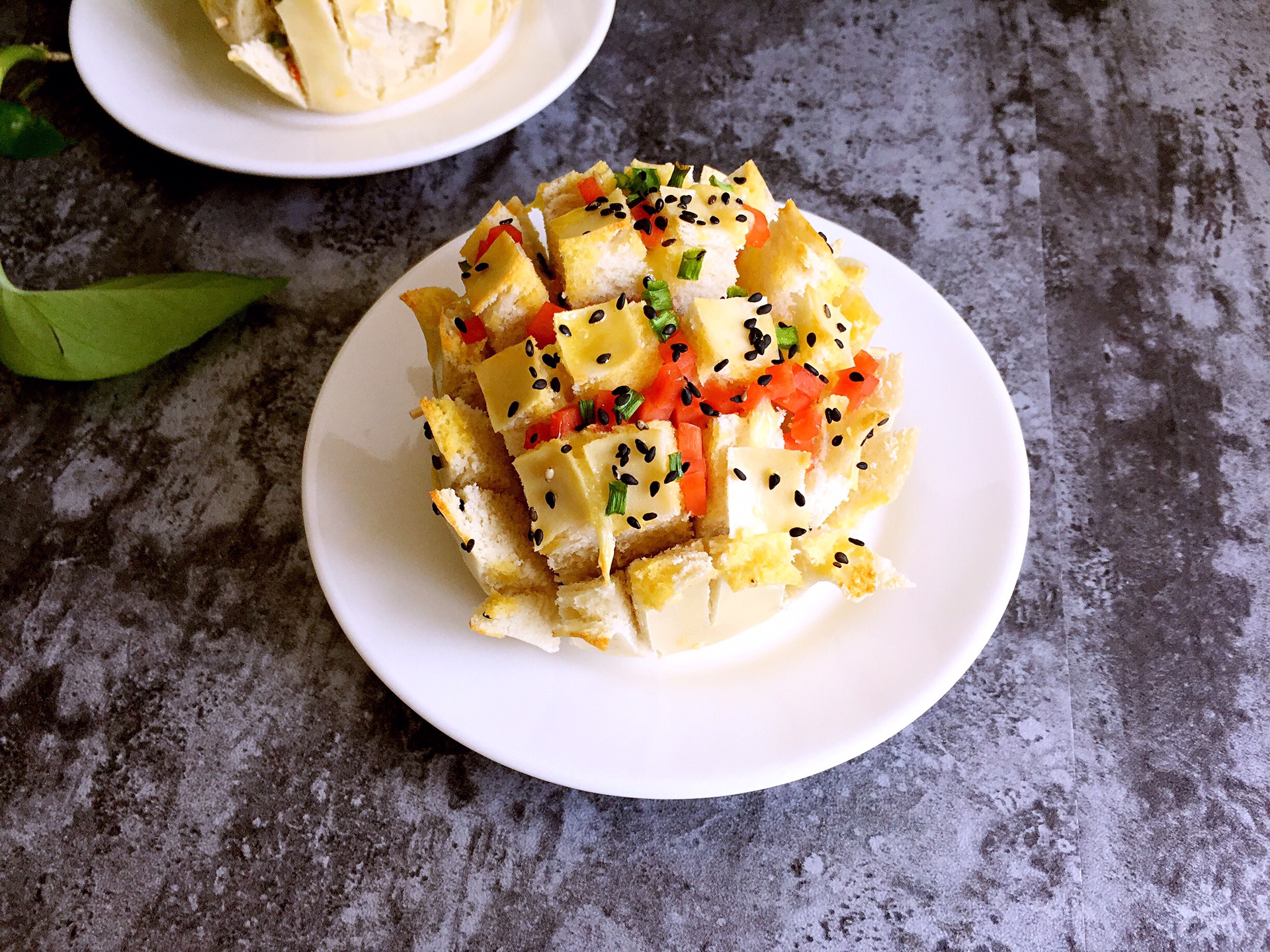 芝士烤馒头,一道别具一格的美食,简单又方便!