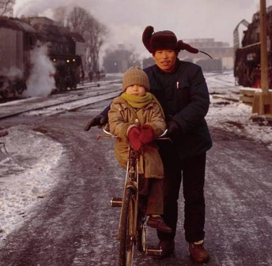 80年代东北农村经典生活照,回不去的童年