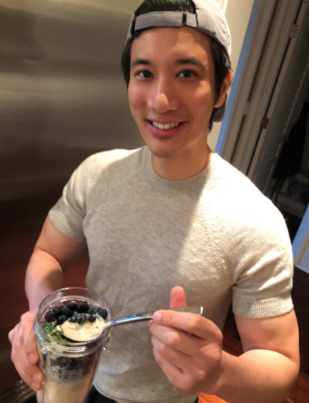 2006年获得第17届台湾金曲奖最佳国语男演唱人 转载自百家号作者:漫小