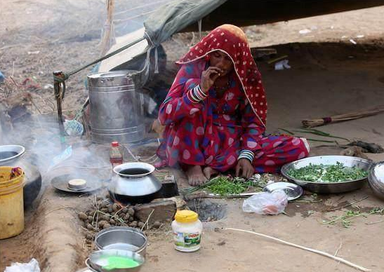 为什么印度人不用厨房,却喜欢露天煮菜?看完你就懂了