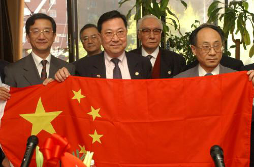 外交官忆开放往事(23):中国人享受越来越多领事服务