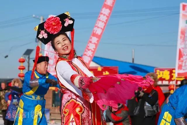 还等什么?快来雾凇岛体验满族过大年!