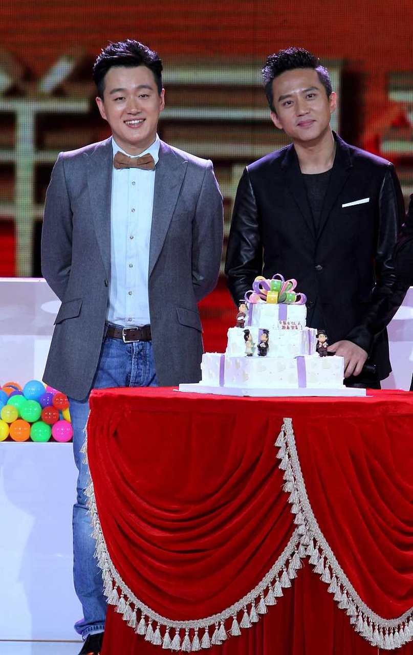 佟大为和邓超,竟然年龄和身高都相同[捂脸]!