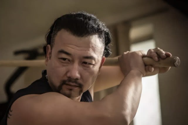 最新消息:传武大师拟用八极拳挑战泰拳王杀玉狼,今天却跑没影了