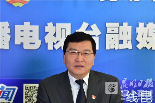 市城管局副局长邓卫东:渣土车要装芯片违规运营就发动不了