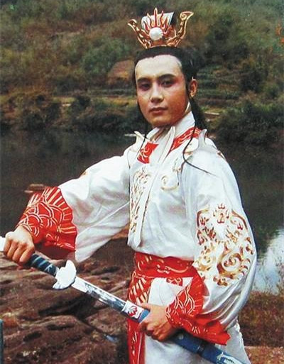 大鹏吃尽龙族,如来为何不管?如来:问问白龙马,龙是怎么来的?