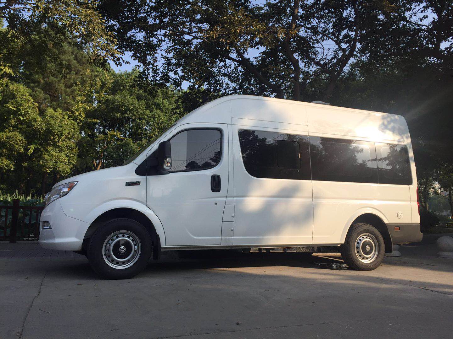 聊聊环华十年,新视野号,8090等旅行自媒体的房车选择,供参考