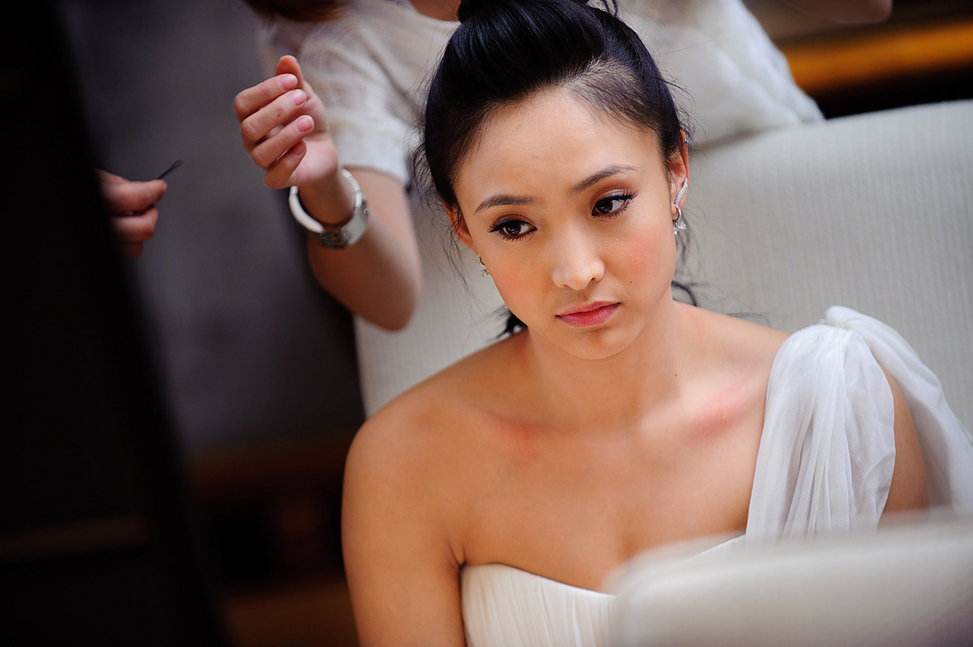 "2012年,女演员白静被老公发现不轨后,连刺了她3刀,老公最后也刺了