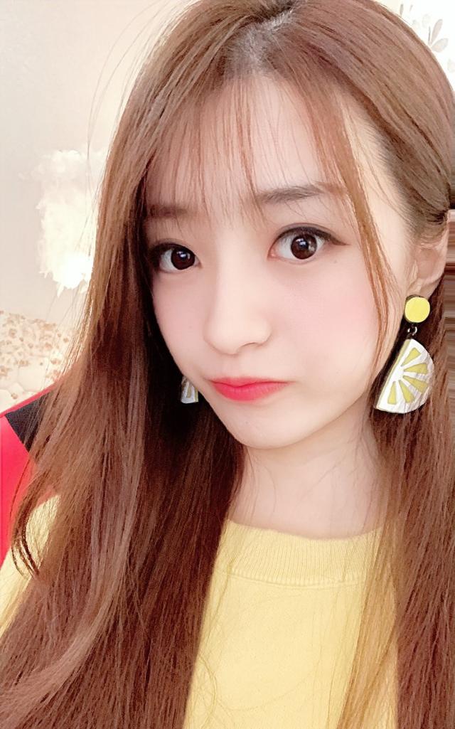 虎牙王者荣耀一姐人气破70万!原因却在于她喜欢送不锈钢脸盆?