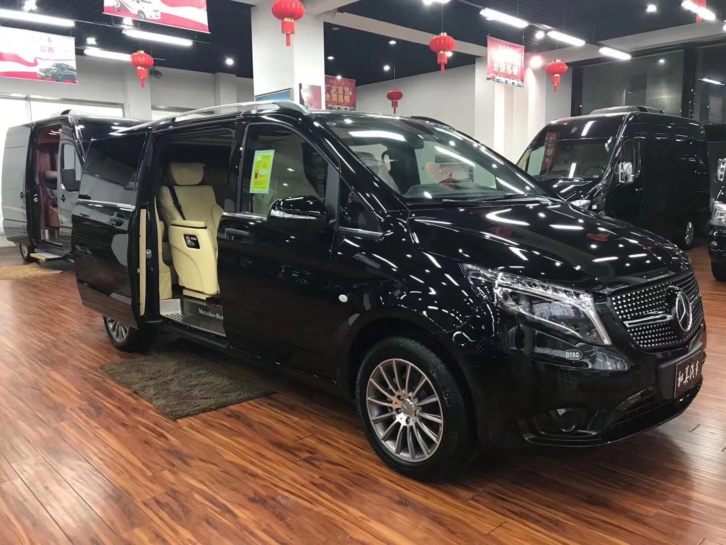 奔驰最新款进口商务车介绍