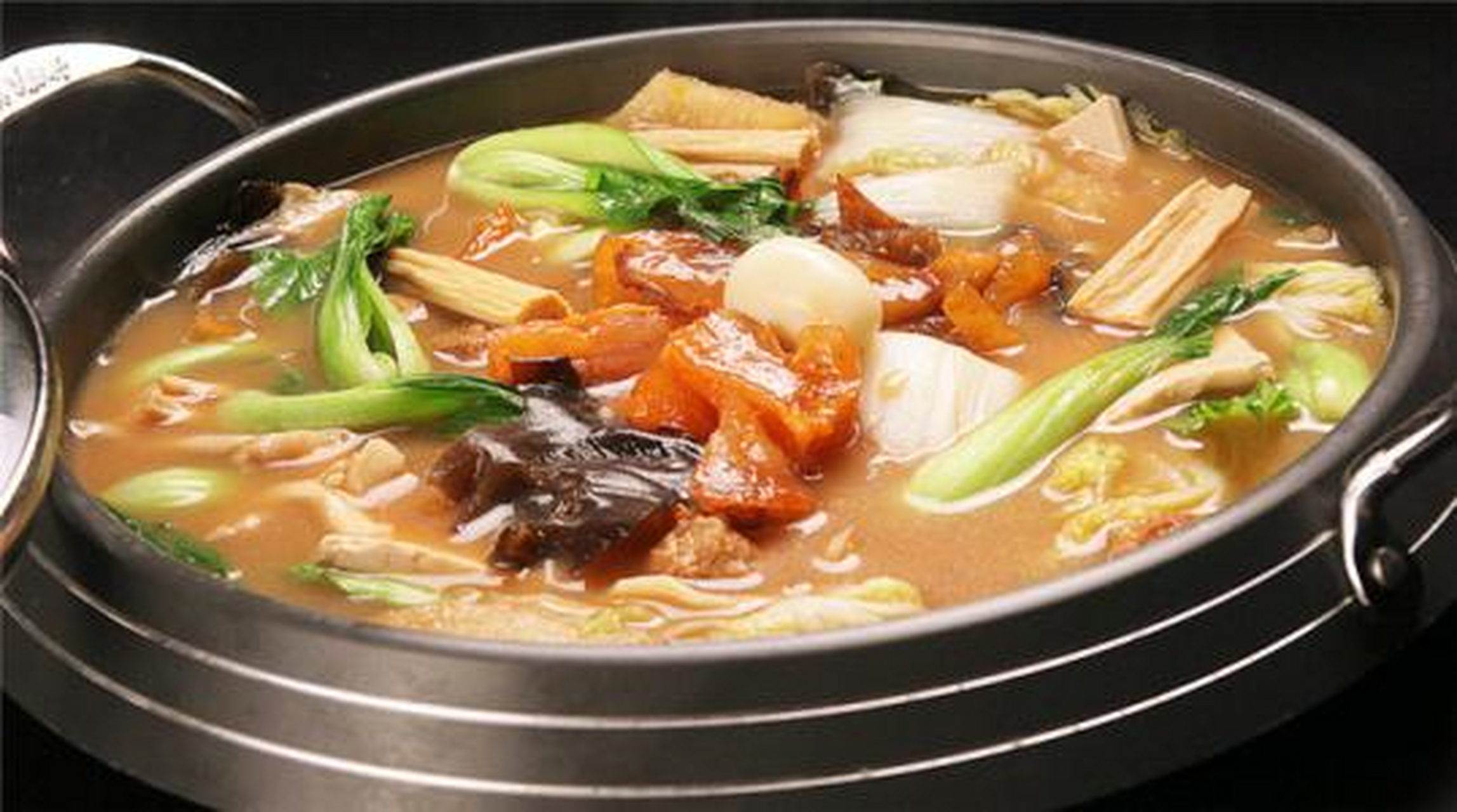 相传李鸿章去俄国参加尼古拉二世的加冕典礼并顺访欧美,每日三顿吃