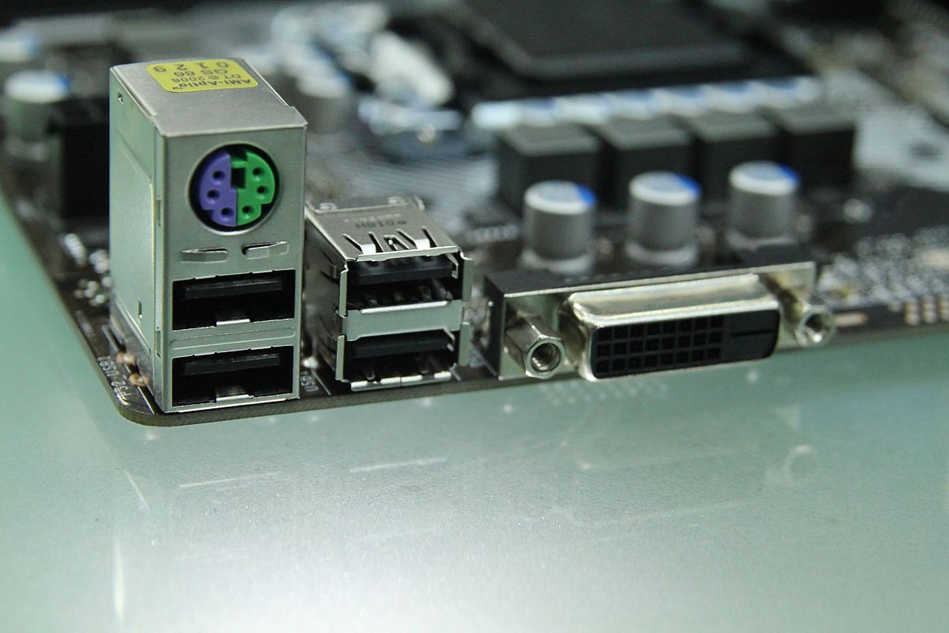 电脑diy# hdmi接口和dp接口的区别及显卡的接口选择  hdmi接口的设备