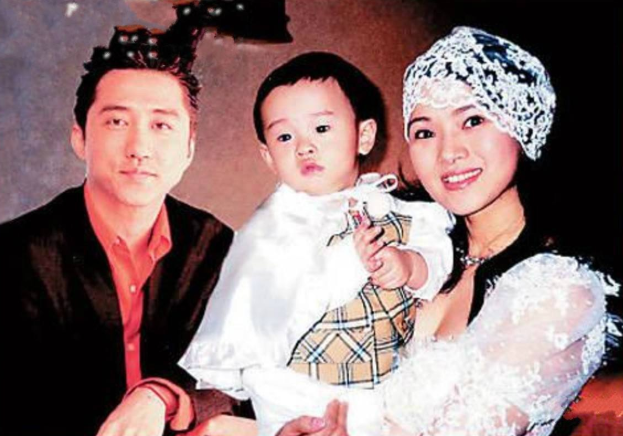 伊能静晒哈利近照,高大帅气,最担心的"下巴后缩"问题好了很多