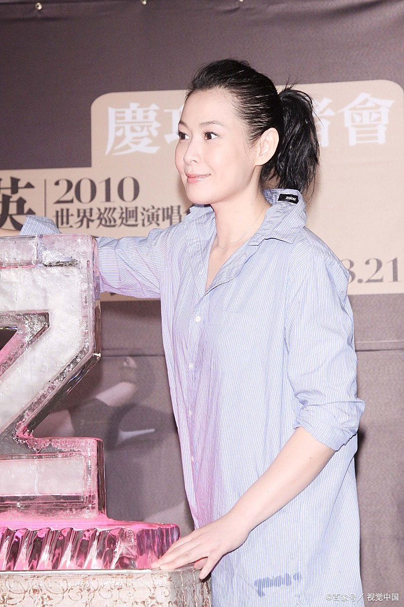 坚定爱情信仰,钟小江为刘若英接受三大要求的故事