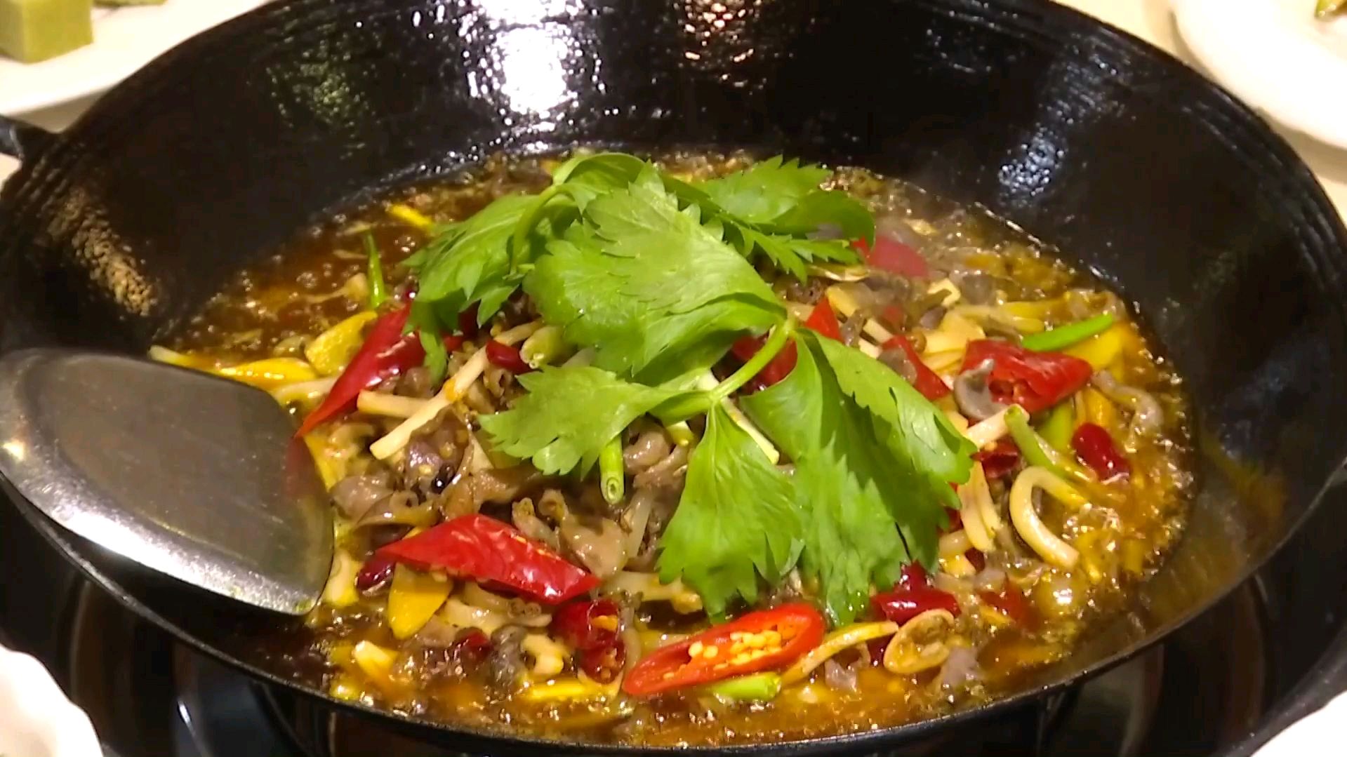 黔江特色美食:黔江鸡杂