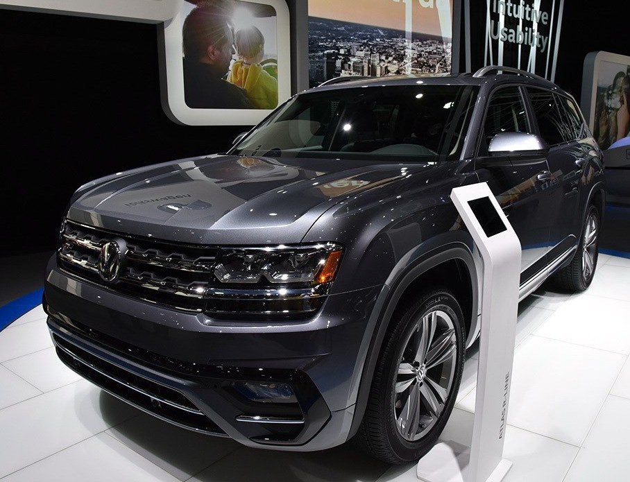 大众atlas2017款 r-line,整体看起来很豪华,外观设计的也很合理