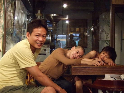 蔡明亮"水"三部曲之三《河流》,从精神到肢体都很扭曲的片子