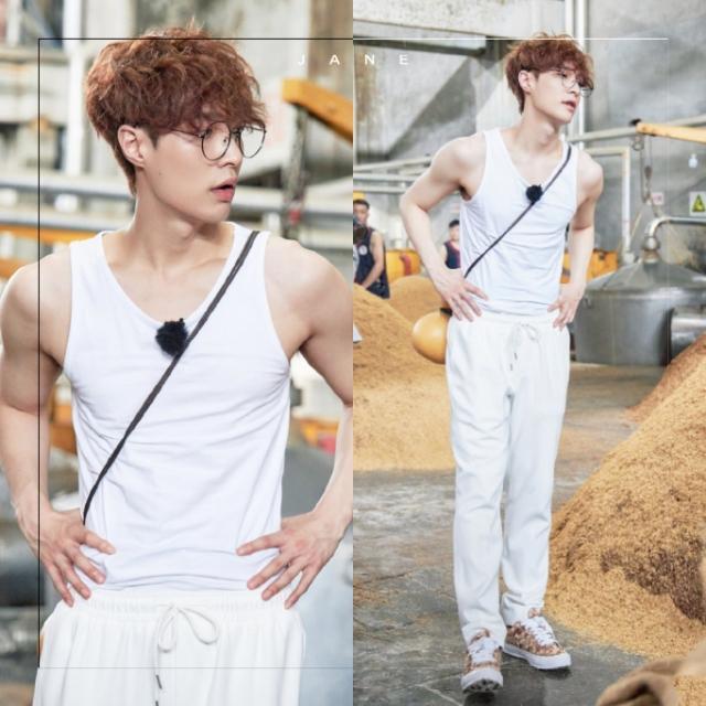 张艺兴创新出"搭配技巧",很高级!