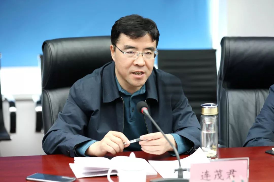 沈抚新区管委会党工委副书记,管委会主任连茂君发言