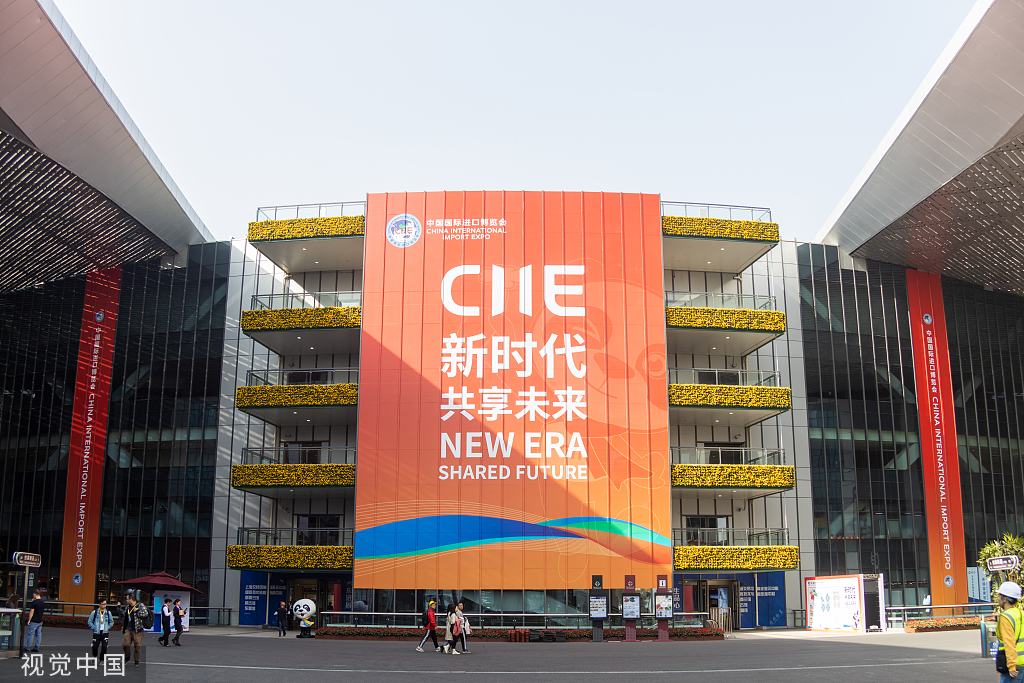 进博·高端专访 | 联合国助理秘书长徐浩良:相信第二届进博会将取得